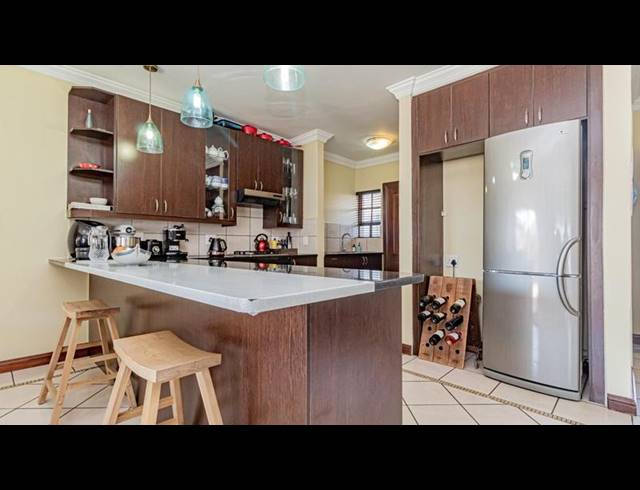 3 BEDROOM CLUSTER FOR SALE IN VALLEY VIEW ESTATE